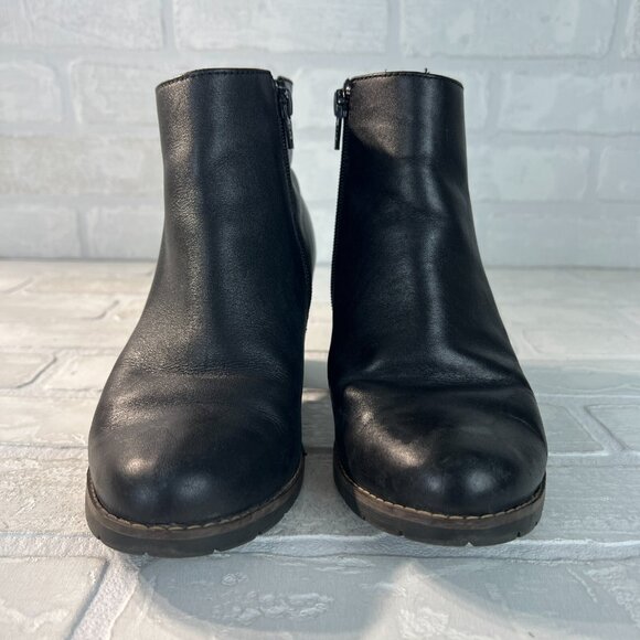 Clarks Ankle Boots Women 7.5 Black Leather Zip Side Booties Stacked Heel Stretch - Picture 6 of 13